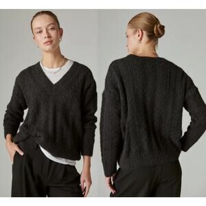 Lucky Brand Eyelash Long Sleeve V Neck Pullover Sweater Womens Size S Black Cozy